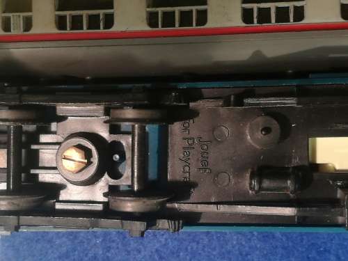 Jouef train carriage one bid takes both