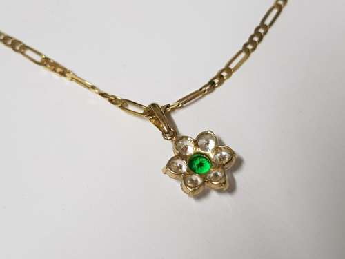 BEAUTIFUL 9CT GOLD LADIES NECKLACE