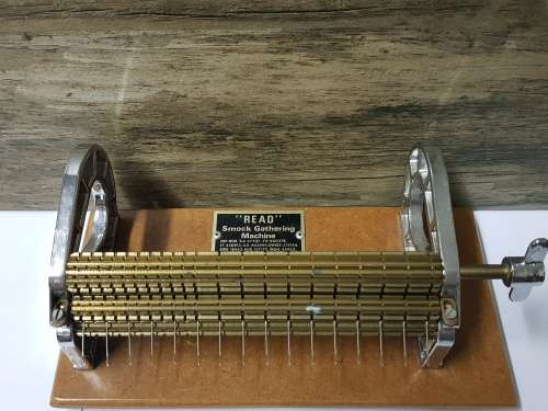 SMOCK GATHERING MACHINE,PERFECT CONDITION