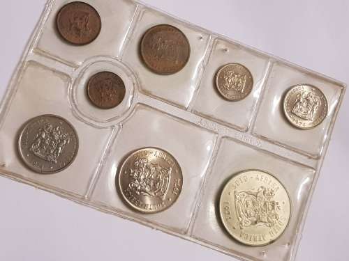 SOUTH AFRICAN UNCIRCULATED COIN SET,1974