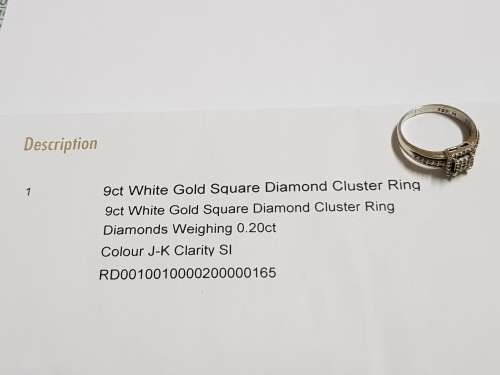BEAUTIFUL 9CT WHITE GOLD DIAMOND LADIES RING