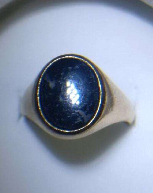 9CT GOLD MENS RING WITH BLACK STONE