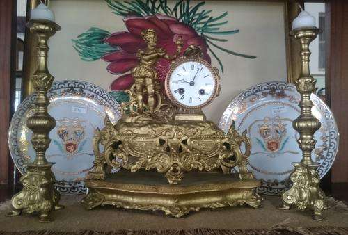 GOLD FRENCH MANTLE CLOCK