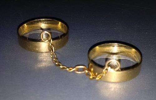 9CT GOLD LADIES DOUBLE PINKI RING