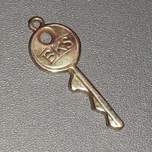 9CT GOLD KEY CHARM