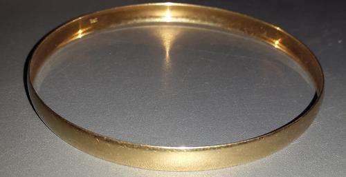 LADIES 9CT GOLD BANGLE 5.5MM @ low start R1 AUCTION