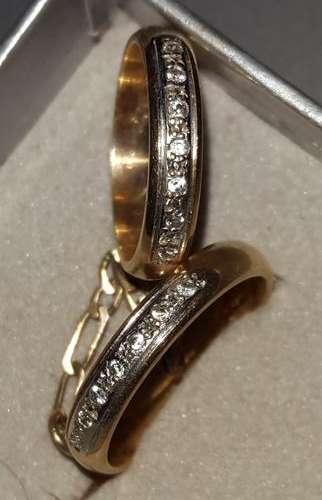 DOUBLE RING 9CT GOLD STUNNING @ LOW START R1 AUCTION !!!!!