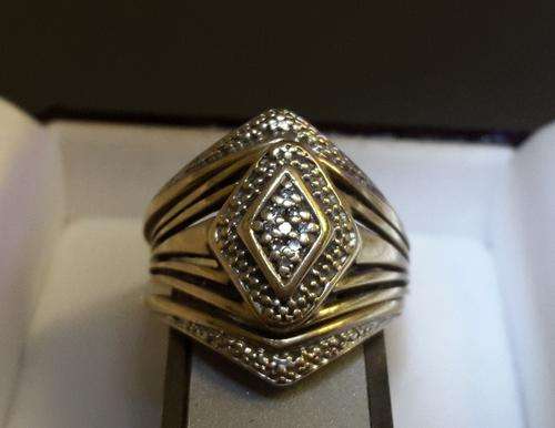 9CT GOLD 3 PIECE RING SET