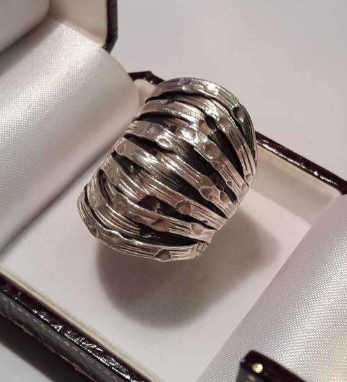 LADIES 925 STERLING SILVER RING