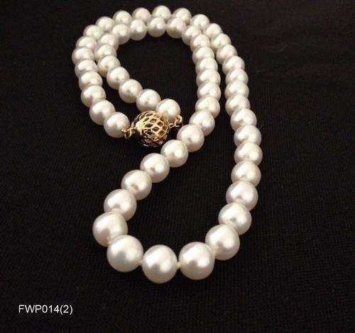 Genuine Freshwater Pearl Necklace. Ivory Pearl Necklace