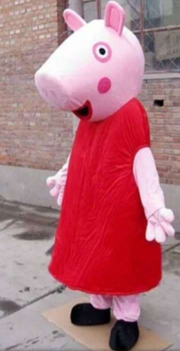Peppa Pig Mascot