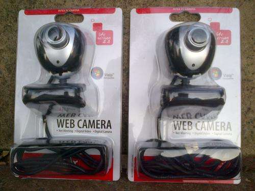 2X INTEX IT-104WC WEB CAMERA's