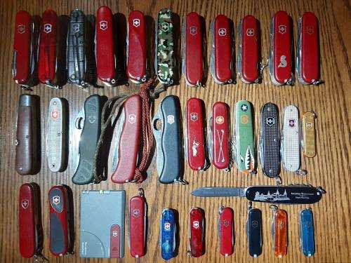 Swiss Army Knife Victorinox Collection 33 knives