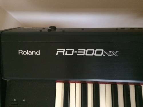 Roland RD 300 NX