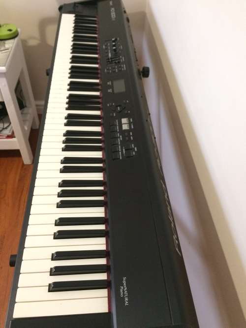 Roland RD 300 NX