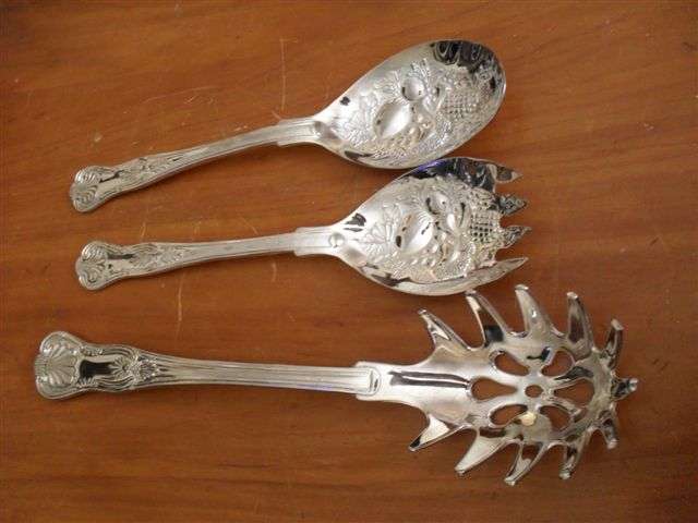 3 SP PIECES IN THE "KINGS PATTERN STYLE"