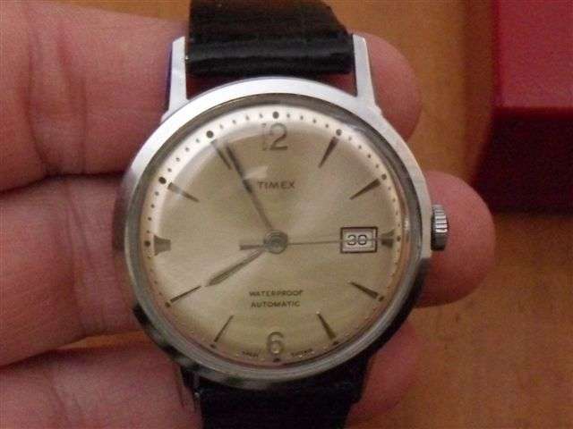 TIMEX WATERPROOF AUTOMATIC MENS WATCH (WORKING )