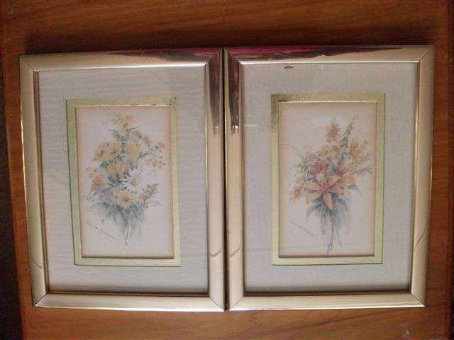 2 PRETTY PRINTS