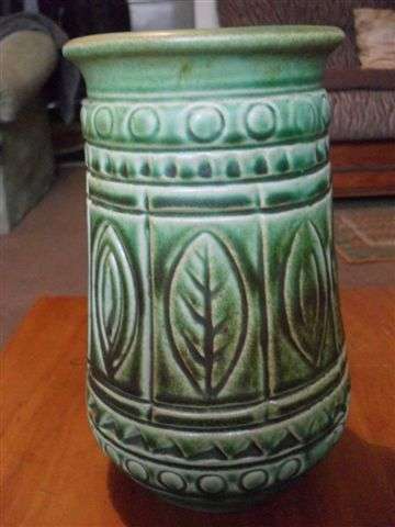WEST GERMAN VASE !!!!!!! SEE MARKINGS !!!!!