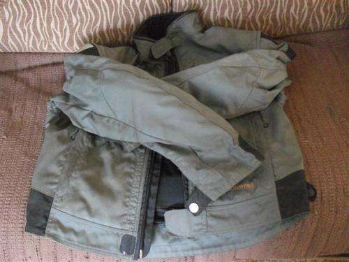 WOW...HUGE BARGAIN........BMW MOTORRAD MOTOR BIKE JACKET SIZE (M)