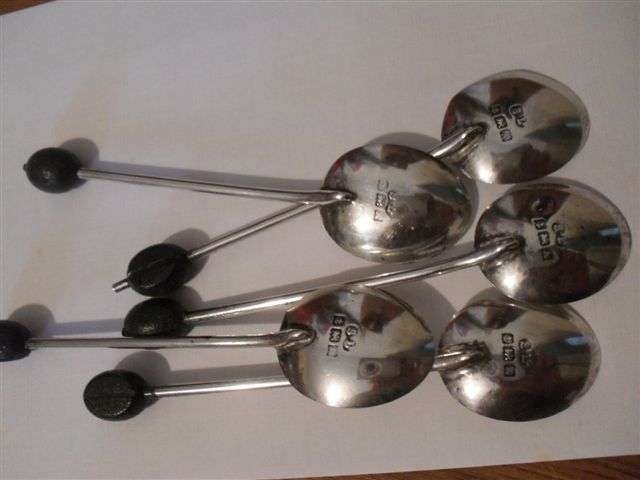 5 HALLMARKED SILVER COFFEE BERRY TEASPOONS.....