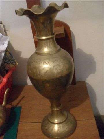 LAST 1....LOVELY TALL BRASS VASE....35 CM.....