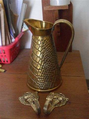 A GORGEOUS BRASS JUG (SNAKESKIN LIKE DESIGN ) AND 2 BRASS TIEBACKS