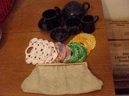 A VINTAGE MESCH  BAG/LITTLE TEA SET/HOME MADE SERVIETTE RINGS