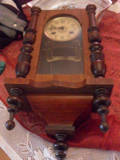 LOVELY VINTAGE WOODEN WALL CLOCK.....