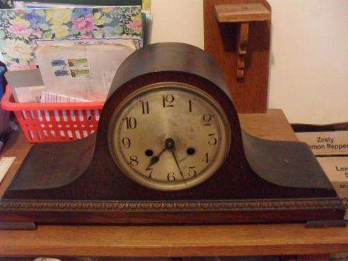 VINTAGE SMITHS (BRITISH )MANTLE CLOCK