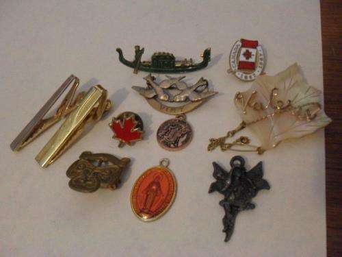 SOME NICE COLLECTABLES...SEE PICS....