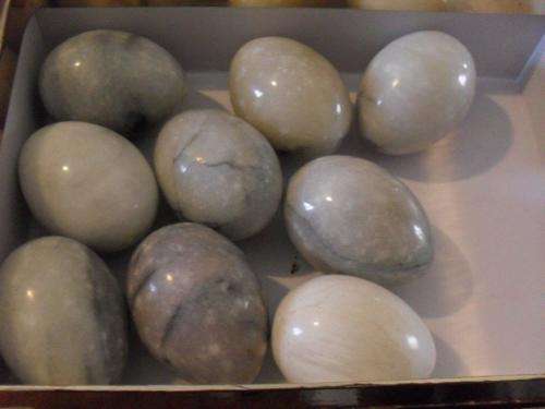 9 X LOVELY MARBLE ALABASTER EGGS