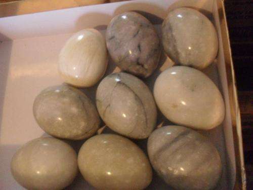 9 X LOVELY MARBLE ALABASTER EGGS