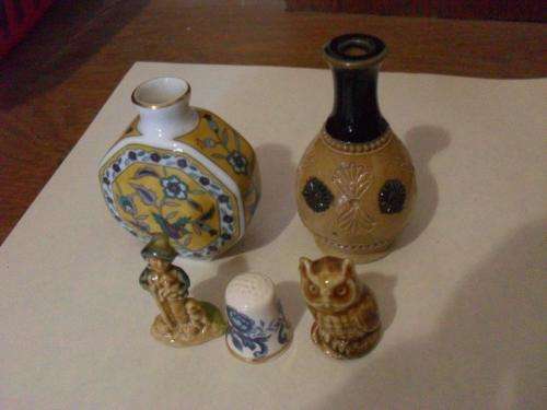 MASONS THIMBLE/2 WADE FIGURINES/ROYAL DOULTON VASE