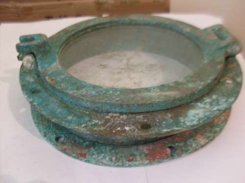 METAL SHIPS PORTHOLE WITH GLASS