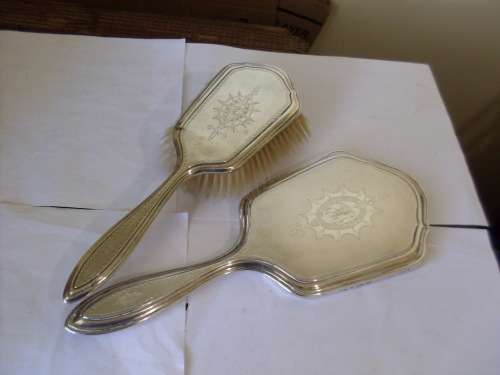 LARGE BEAUTIFUL HALLMARKED SILVER BRUSH AND MIRROR SET
