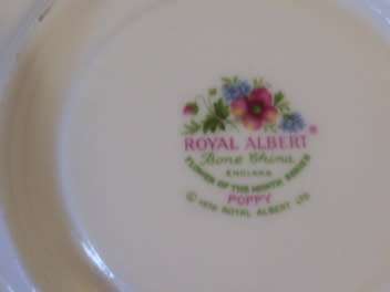 BEAUTIFUL ROYAL ALBERT TRIO..FLOWERS OF THE MONTH SERIES  AUGUST POPPY