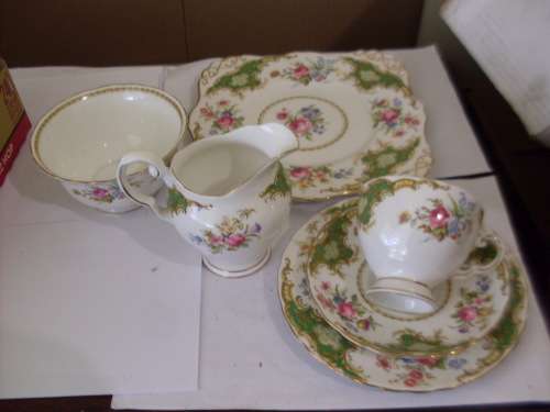 VINTAGE PART TEASET TUSCAN WINDSOR PATTERN...6 PIECES