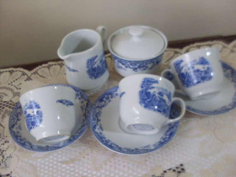 RARE... BLUE + WHITE PART TEASET FROM HOUSE OF WILLIAM JAMES PASTORAL PATTERN