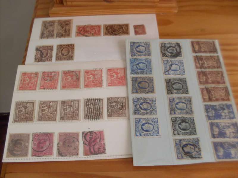 SOME HIGH VALUE GREAT BRITAIN POSTAGE STAMPS...CIRCA 1913