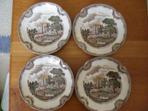 4 SAUCERS JOHNSON BROS ((OLD BRITAIN CASTLES SERIES))