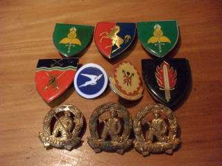 10 VARIOUS BADGES !!!!!!