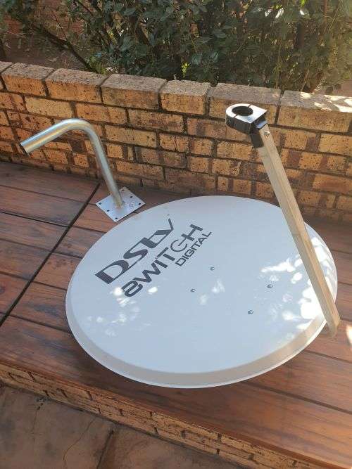DSTV Satellite Dish with Wall mount bracket