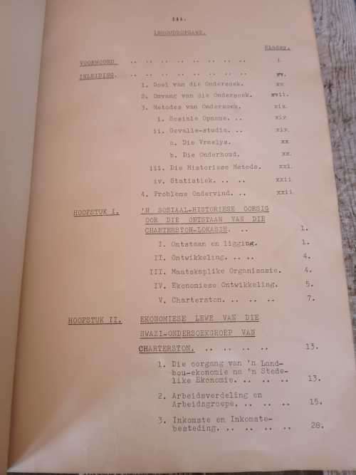 `n Sosiografiese studie van `n stedelike Bantoe-gemeenskap (geteken)