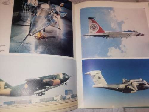 Encyclopedia of Aircraft