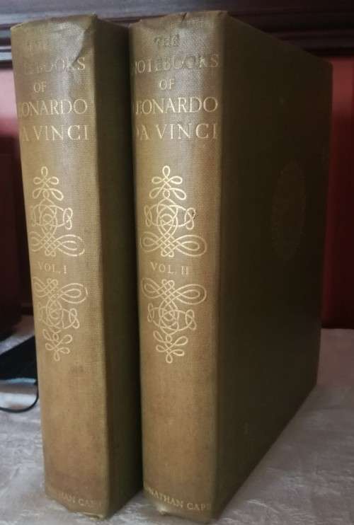 The Notebooks of Leonardo Da Vinci - Volume 1 and 2, Complete set