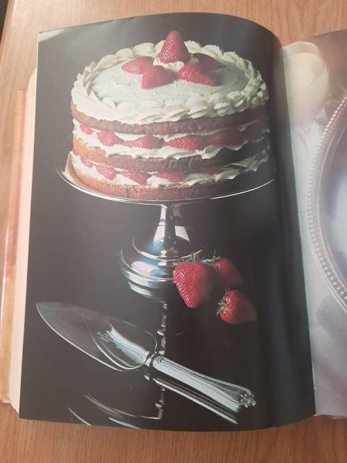Good Housekeeping Cookery Encyclopedia : Good Housekeeping Institute