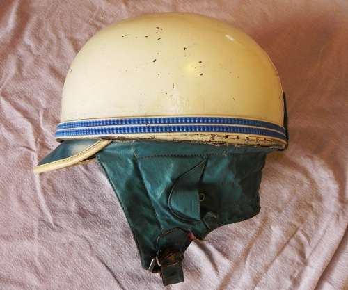VINTAGE COLLECTIBLE AGV SCOOTER / MOTOR CYCLE HELMET,