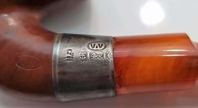 SUPER RARE SILVER MOUNTED SMOKING PIPE CIRCA 1902 WITH FITTED CASE AND ORIGINAL AMBER STEM