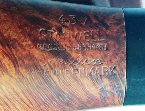 Vintage collectable Stanwell De Luxe shape 437 smoking pipe